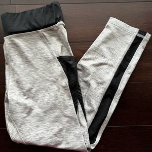Super Stretchy and Comfy Grey and Black Athletic Leggings WITH pockets!